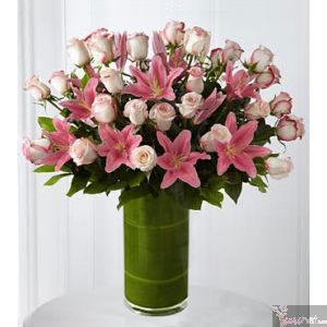 Rosas y Lilis Luxury
