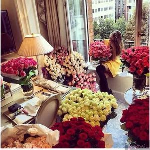 Un regalo inolvidable 1000 rosas